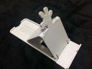 100円のタブレットスタンド