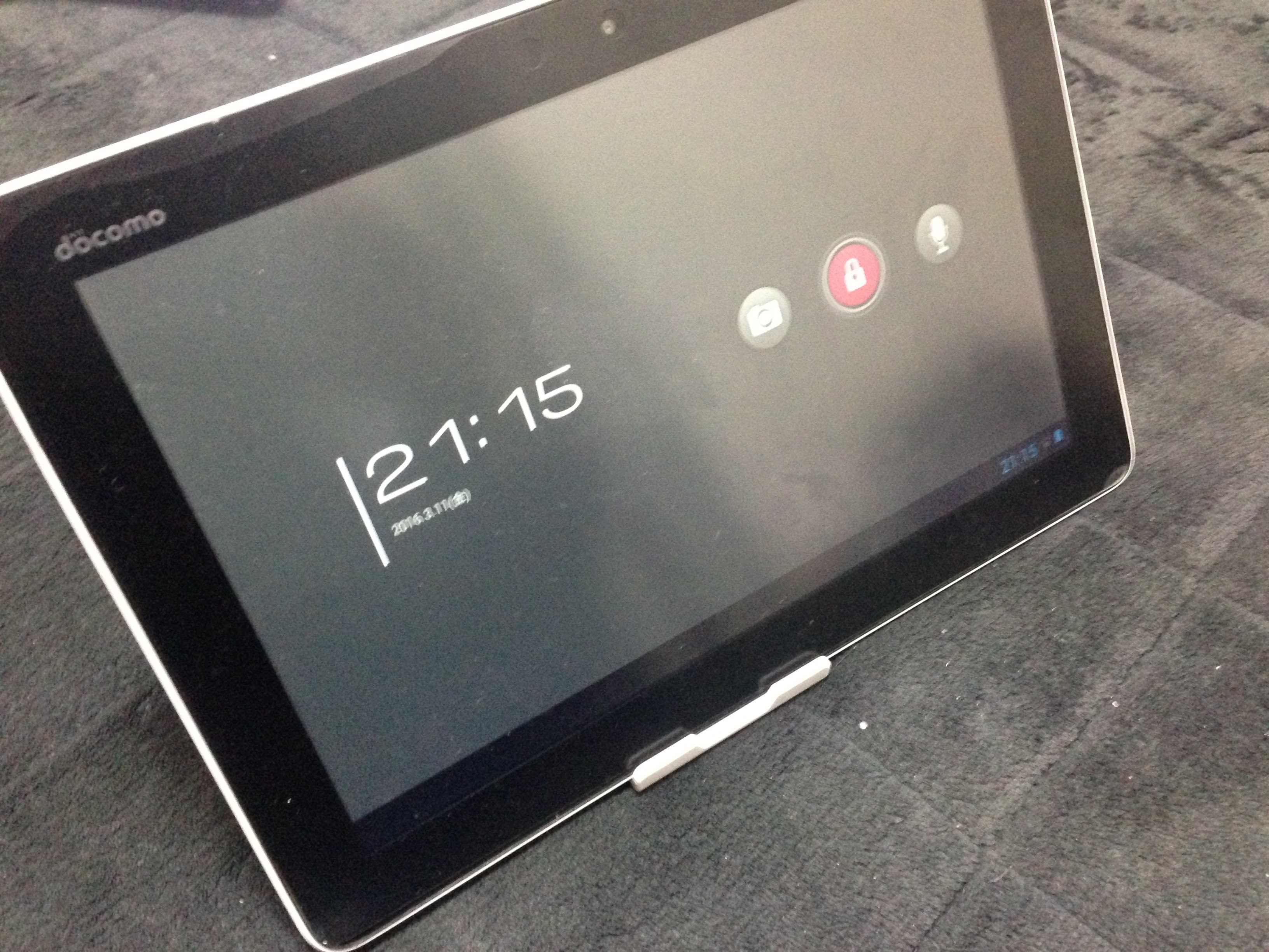 10インチのタブレットを使う