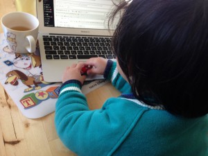 次男とMacBook Air