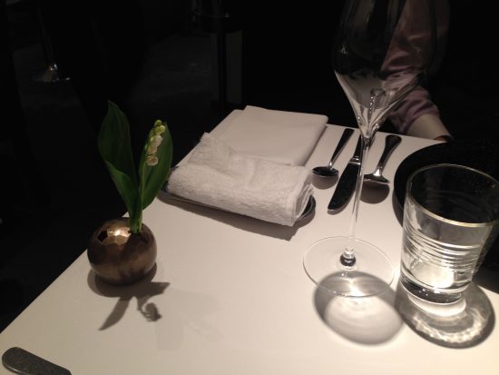 ラッセのテーブル