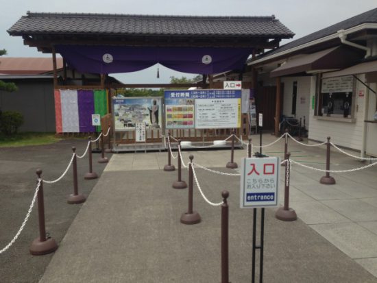 牛久大仏の入口