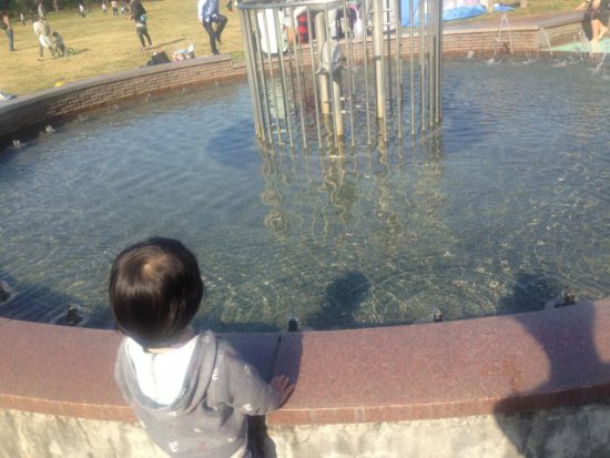 ばしゃばしゃ池