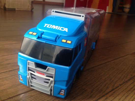 トミカの収納