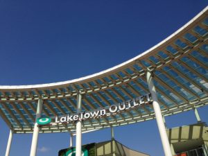 レイクタウンアウトレット