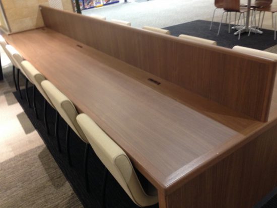 スタバのテーブル