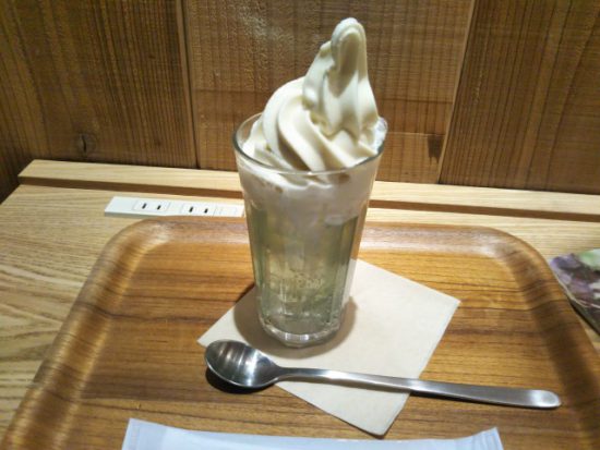 クリームソーダ