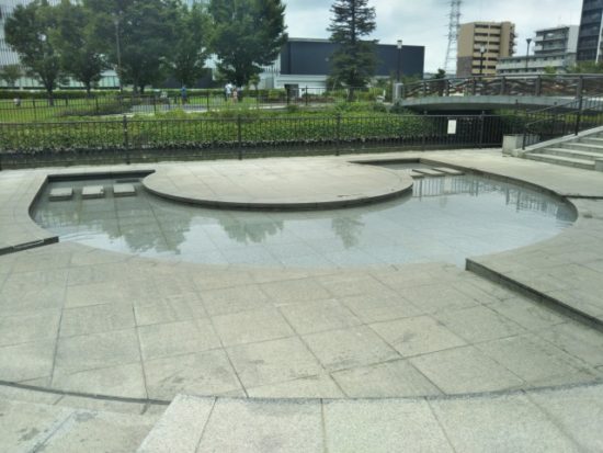 におどり公園の水場