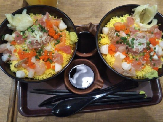 海鮮丼