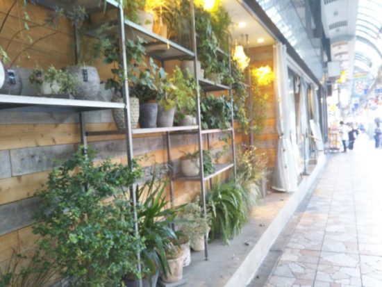 アールベイカーの店舗