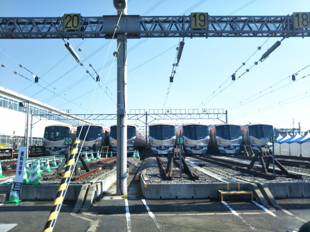 つくばエクスプレスの車両