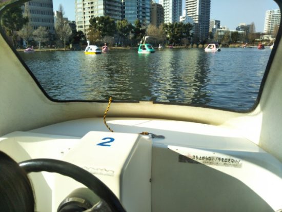 上野公園のサイクルボート