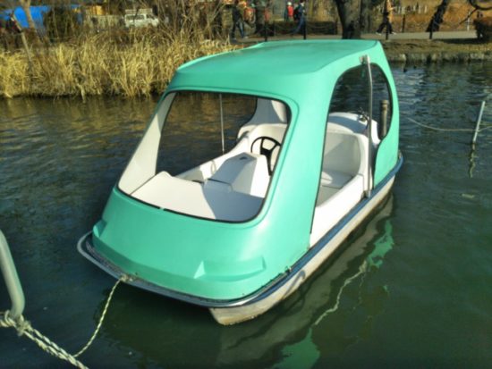 上野公園のサイクルボート