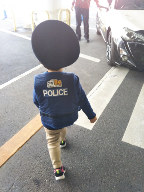 トミカなりきり警察