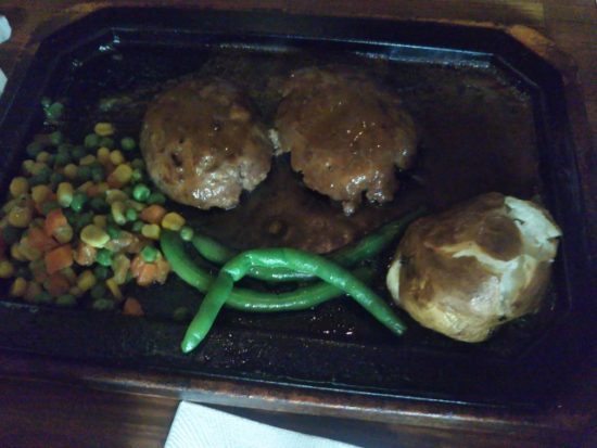 ゴールドラッシュのハンバーグ