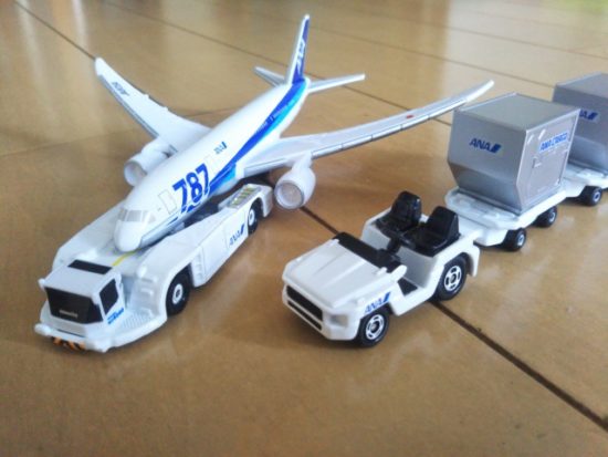 トミカエアポートセット