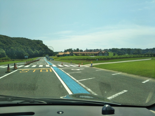 東京ドイツ村の道路