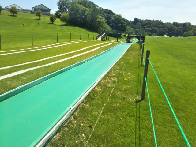 東京ドイツ村のウォータースライダー