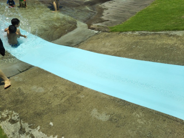 東京ドイツ村のバシャバシャ池