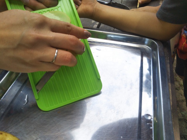 スライスしたじゃがいも