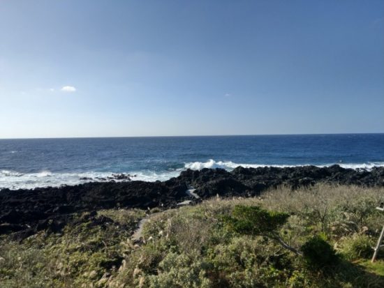 八丈島の海