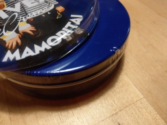 NIVEAのメモリアルフォト缶