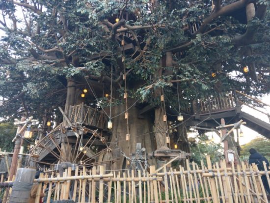 ディズニーランドのツリーハウス