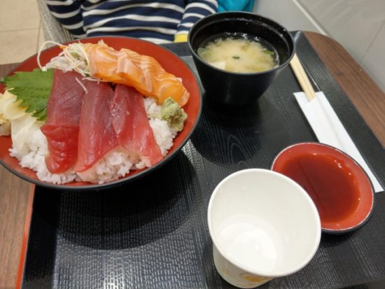 海鮮丼