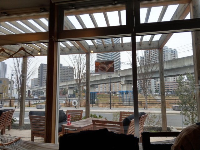 柏の葉ミートダッチ