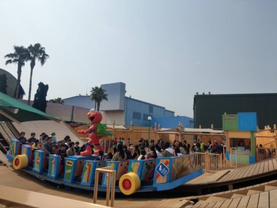 USJエルモのスケートボード