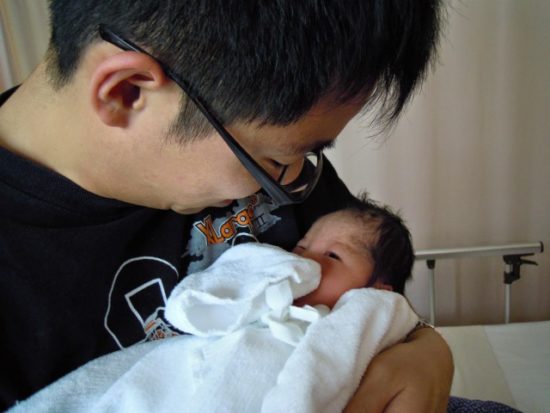 初めて長男を抱っこしたとき