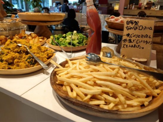 ナークカフェのブッフェ