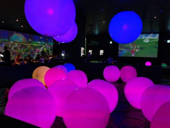 チームラボ未来の遊園地の子供