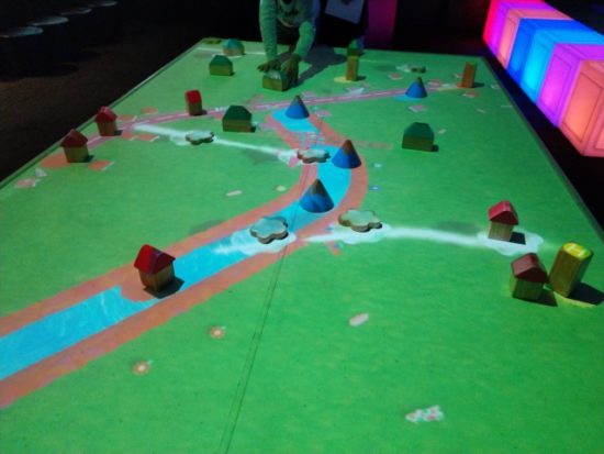 チームラボ未来の遊園地