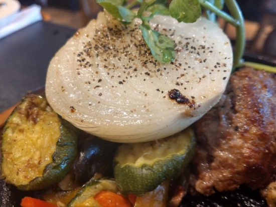いしがまやハンバーグの玉ねぎ