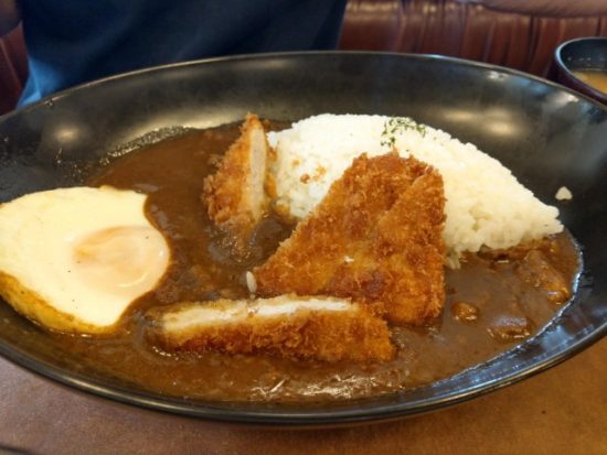 肉の万世のカツカレー