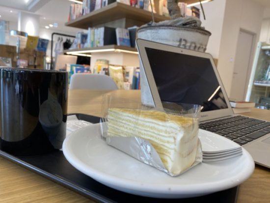スタークコーヒーのケーキ
