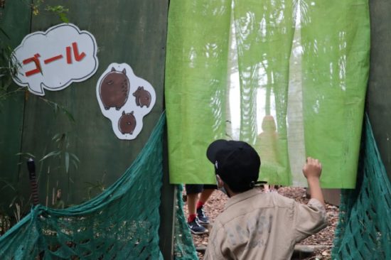 ウリンボ迷路ツインリンク子供たち