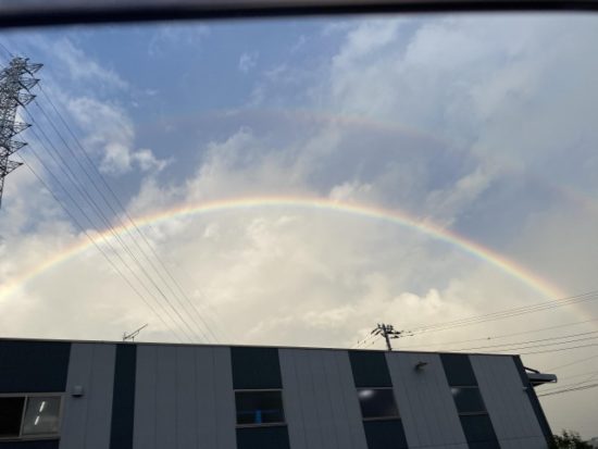 二重の虹