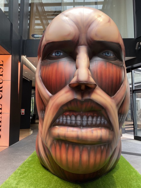 進撃の巨人超大型巨人