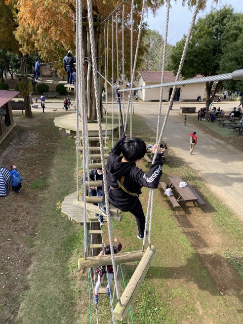 イバライドのアスレチック子供たち