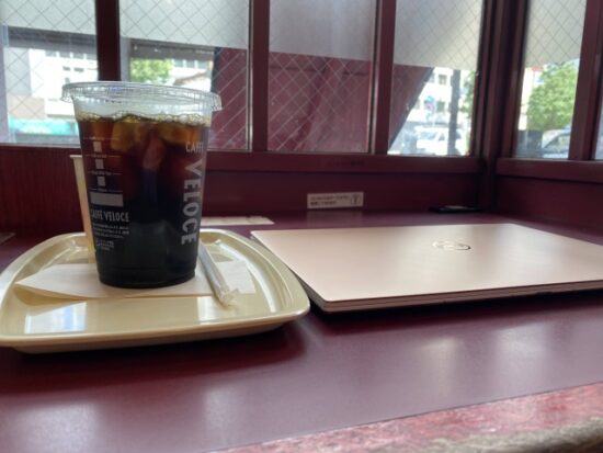 カフェの画像ベローチェ