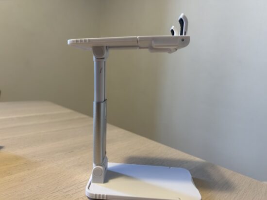 3COINSのスマホスタンド