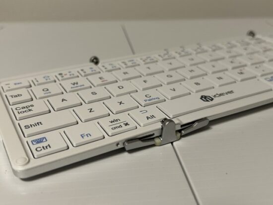 iClever折りたたみキーボード