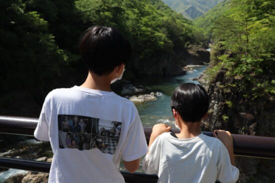 龍王峡の子供たち