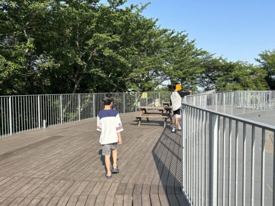 花やさと山フラワーパーク子供たち